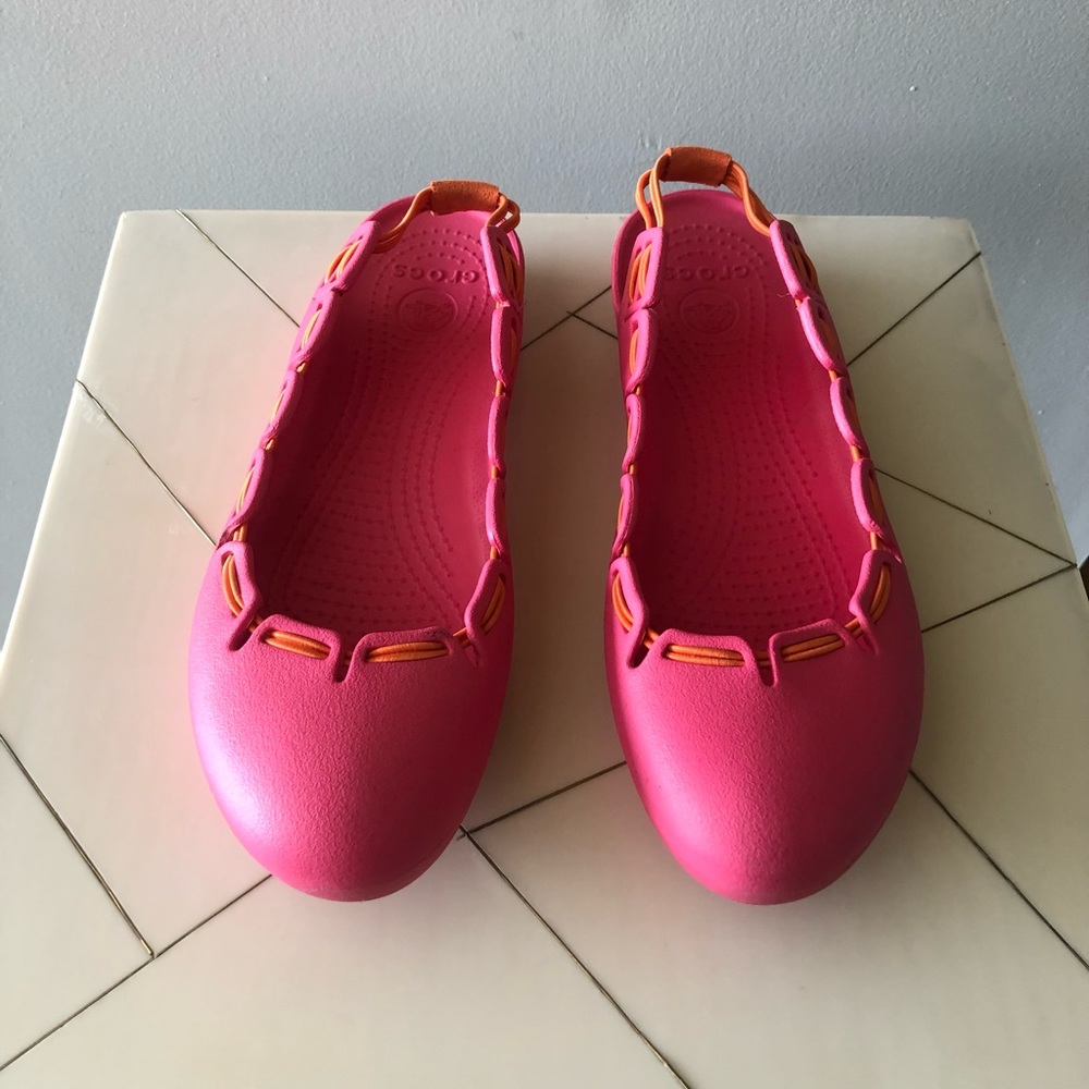 Hot pink fuschia Crocs size 9